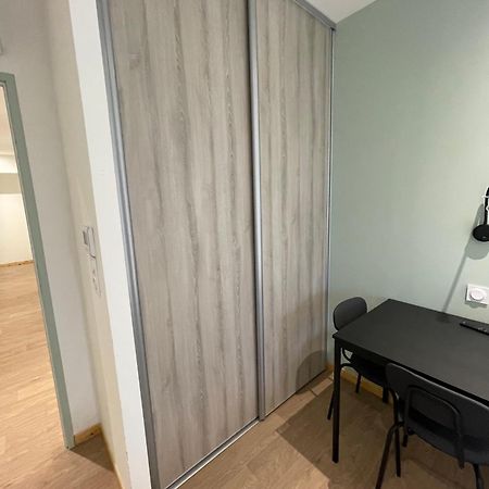Le Salvador - Appart'Hotel De 18M2 A 44M2 La Talaudiere Exterior foto