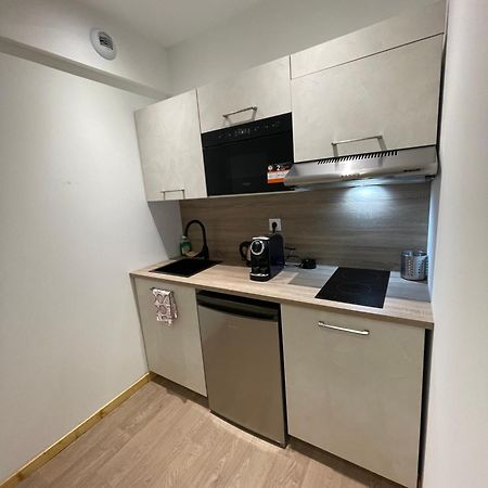 Le Salvador - Appart'Hotel De 18M2 A 44M2 La Talaudiere Exterior foto