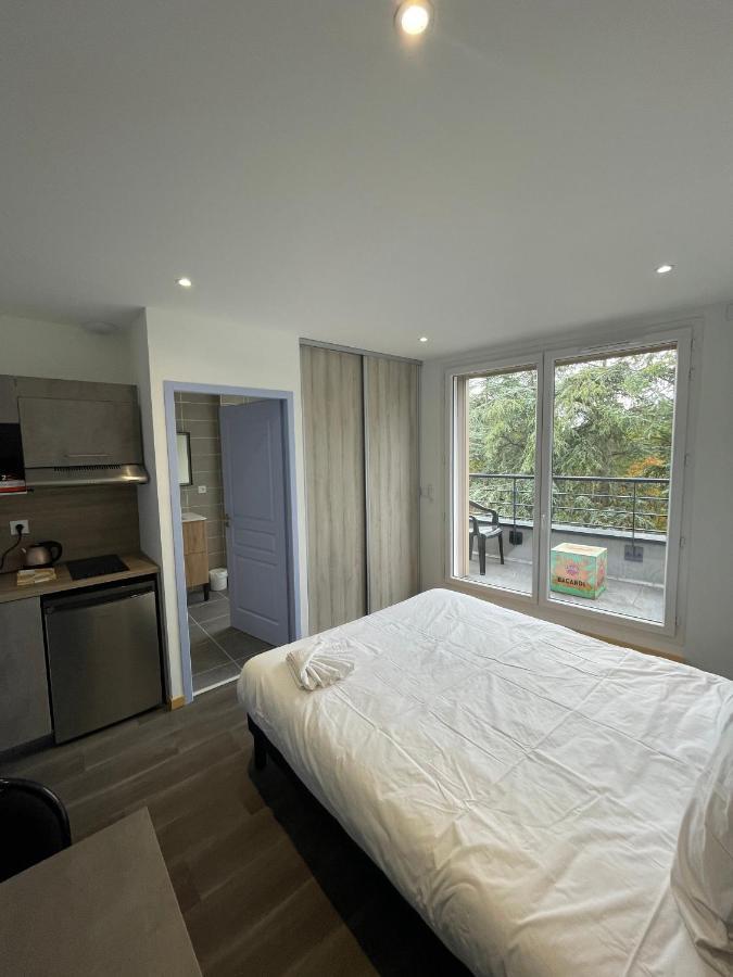 Le Salvador - Appart'Hotel De 18M2 A 44M2 La Talaudiere Exterior foto