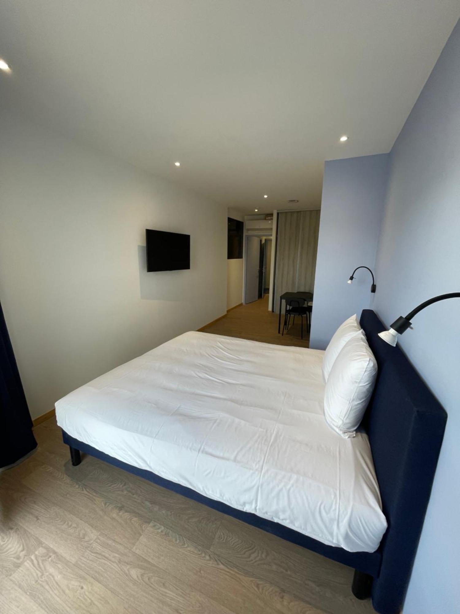 Le Salvador - Appart'Hotel De 18M2 A 44M2 La Talaudiere Exterior foto