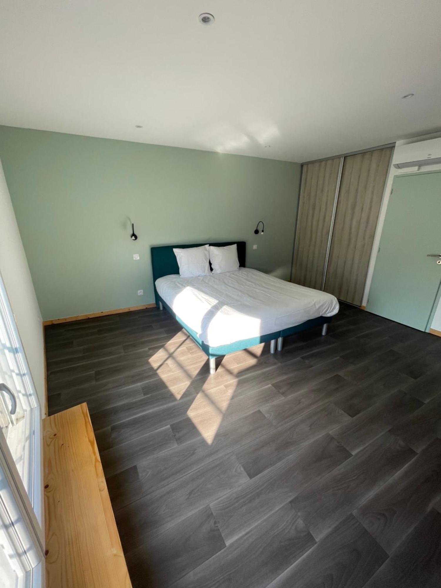 Le Salvador - Appart'Hotel De 18M2 A 44M2 La Talaudiere Exterior foto
